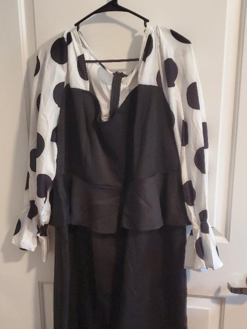 Polka Dot-ting My Eyes!